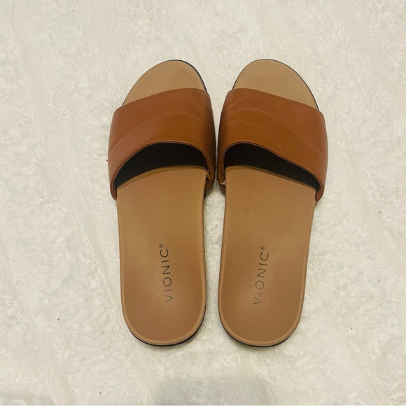 Casual Vionic Women's Tan Slide Sandals - Picture 10 of 12